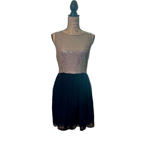 B. Darlin Size Medium A-line semi-formal dress w. Sequin Bodice Blue Skirt